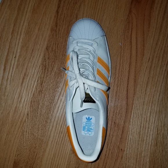 Men's Adidas Superstar 80's - Picture 3 of 4